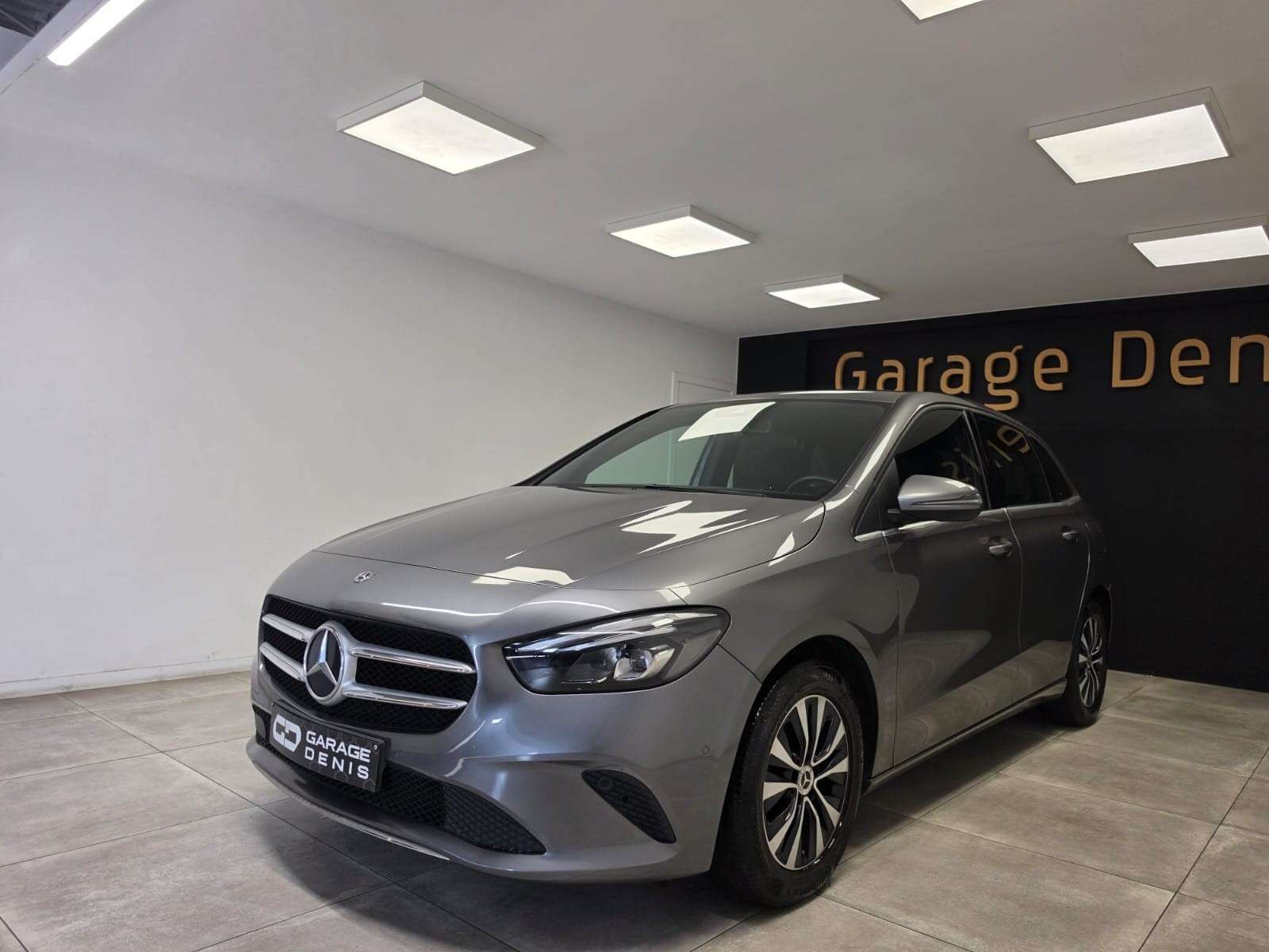 Mercedes-Benz B 180 B 180 d Launch Edition**GPS+CAMERA**LED**CUIR**GAR