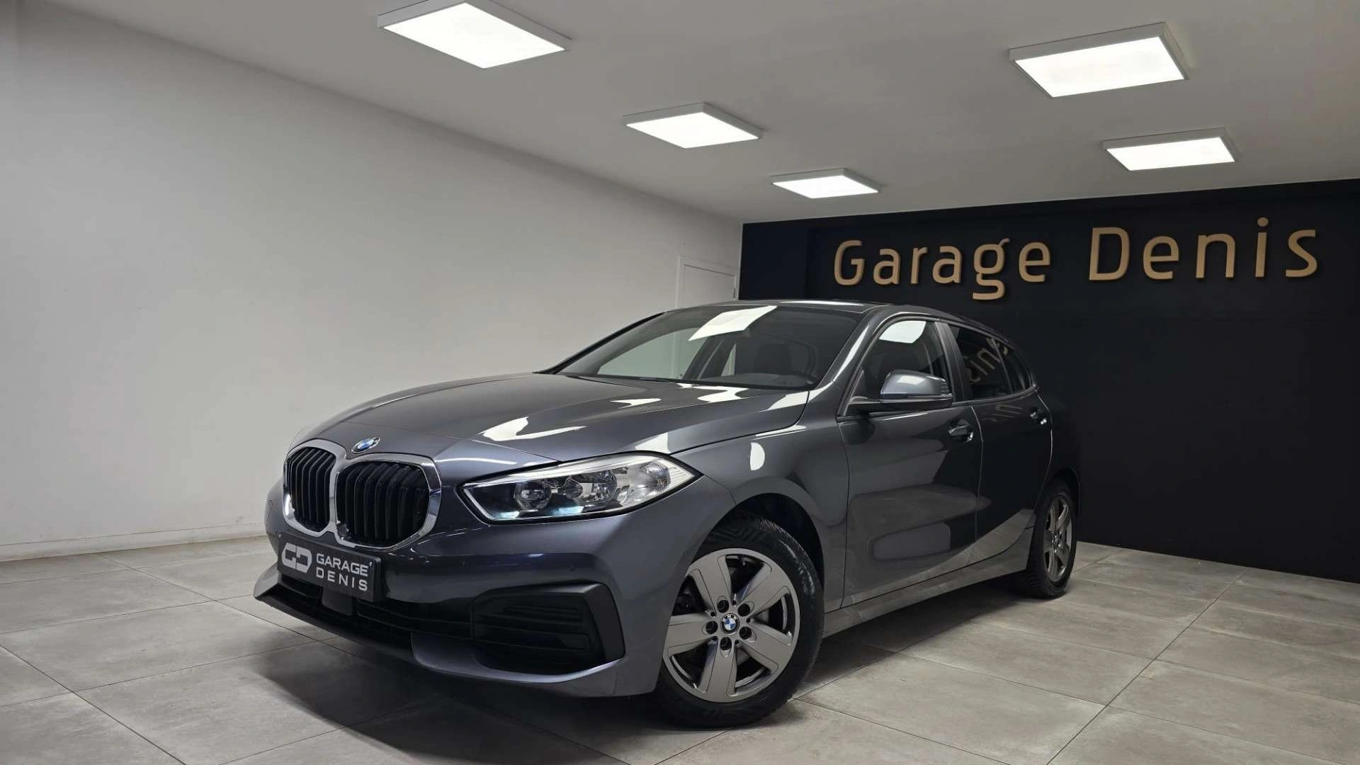 BMW 116 d GPS**Garantie 12 mois**Capteur de stationnement