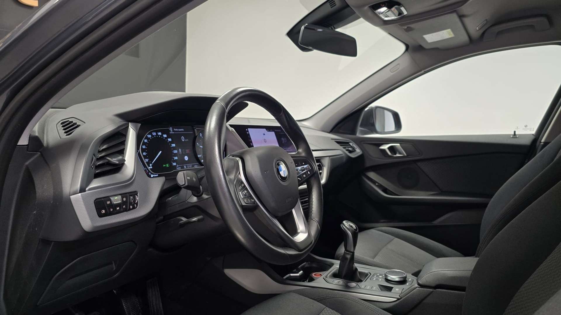 BMW 116 d GPS**Garantie 12 mois**Capteur de stationnement