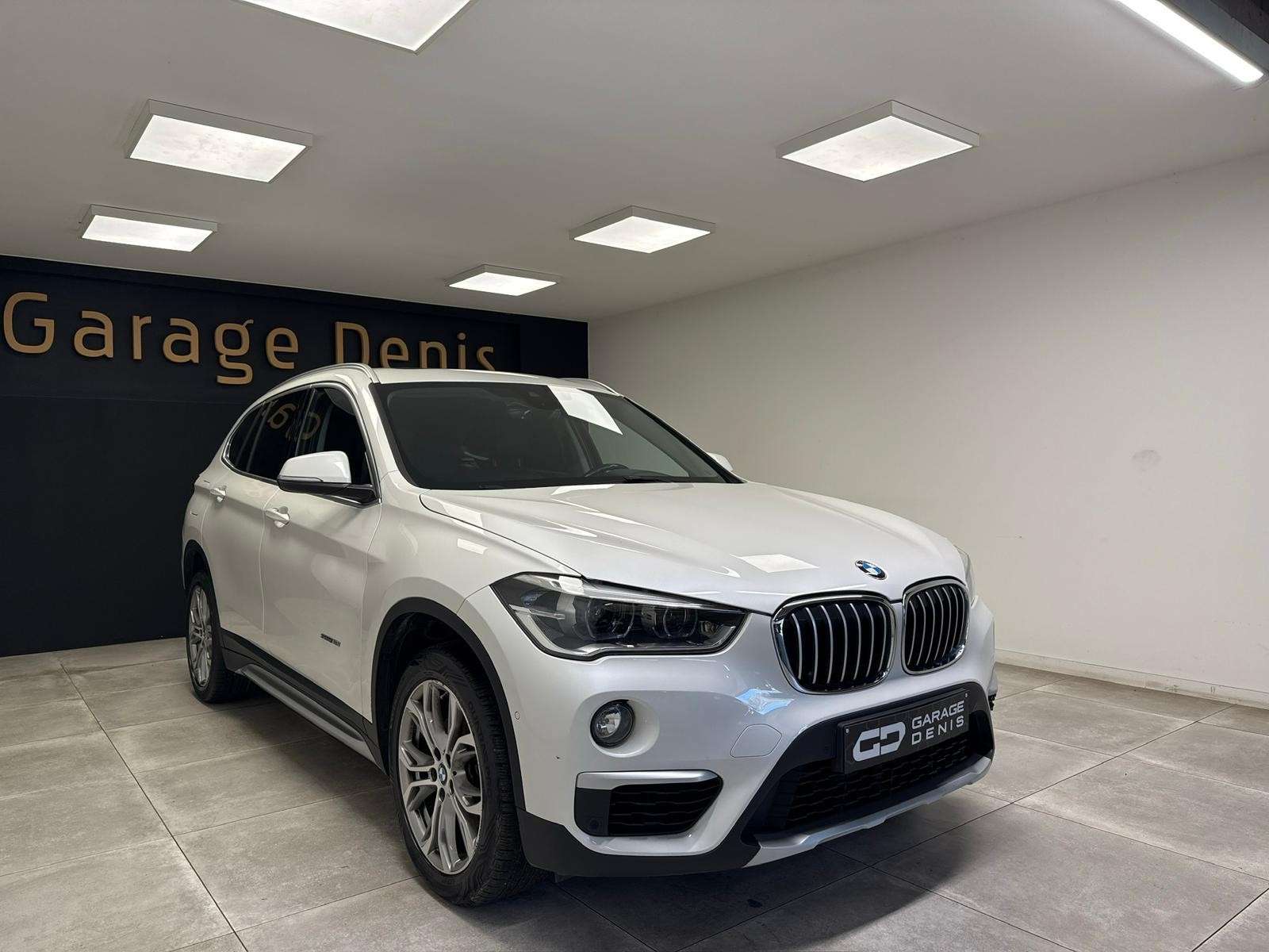 BMW X1 X-Line**TOIT OUVRANT**GPS**CAMERA**GARANTIE 12MOIS