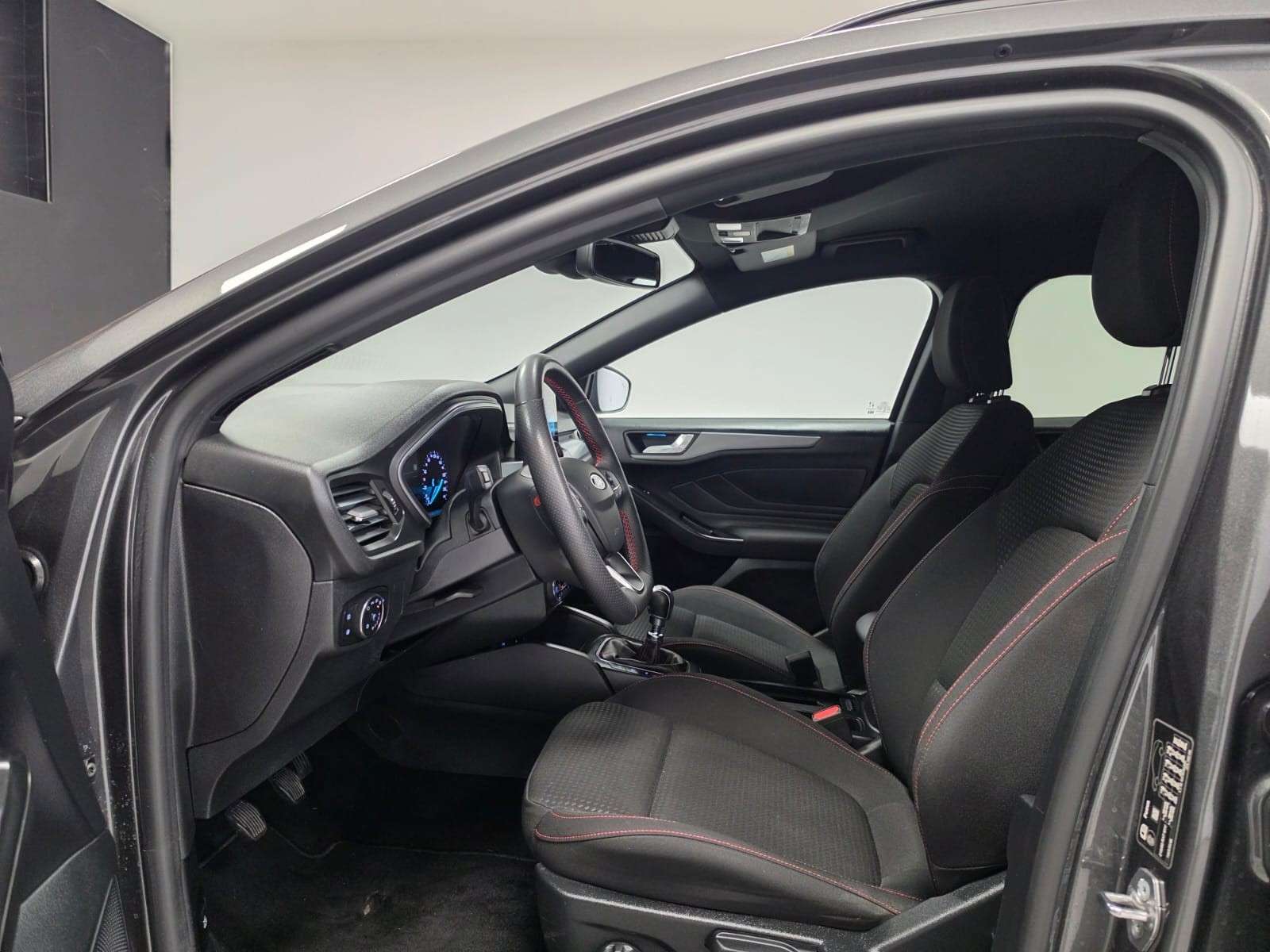 Ford Focus Focus Clipper 1.0 EcoBoost MHEV ST-Line*GPS+CAMERA