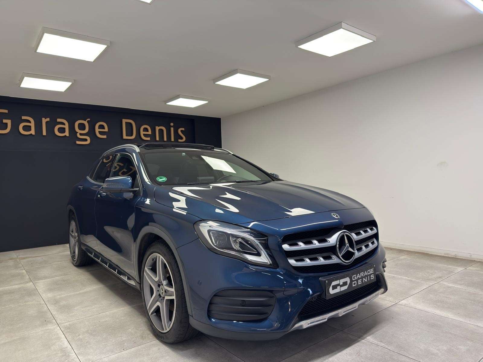 Mercedes-Benz GLA 180 GLA 180 PACK AMG GPS+CAMERA*TOIT-PANO*LED*GARANTIE