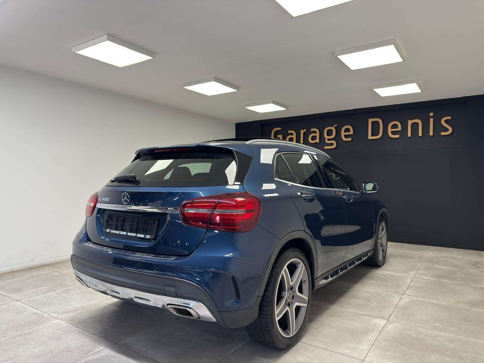 Mercedes-Benz GLA 180 GLA 180 PACK AMG GPS+CAMERA*TOIT-PANO*LED*GARANTIE