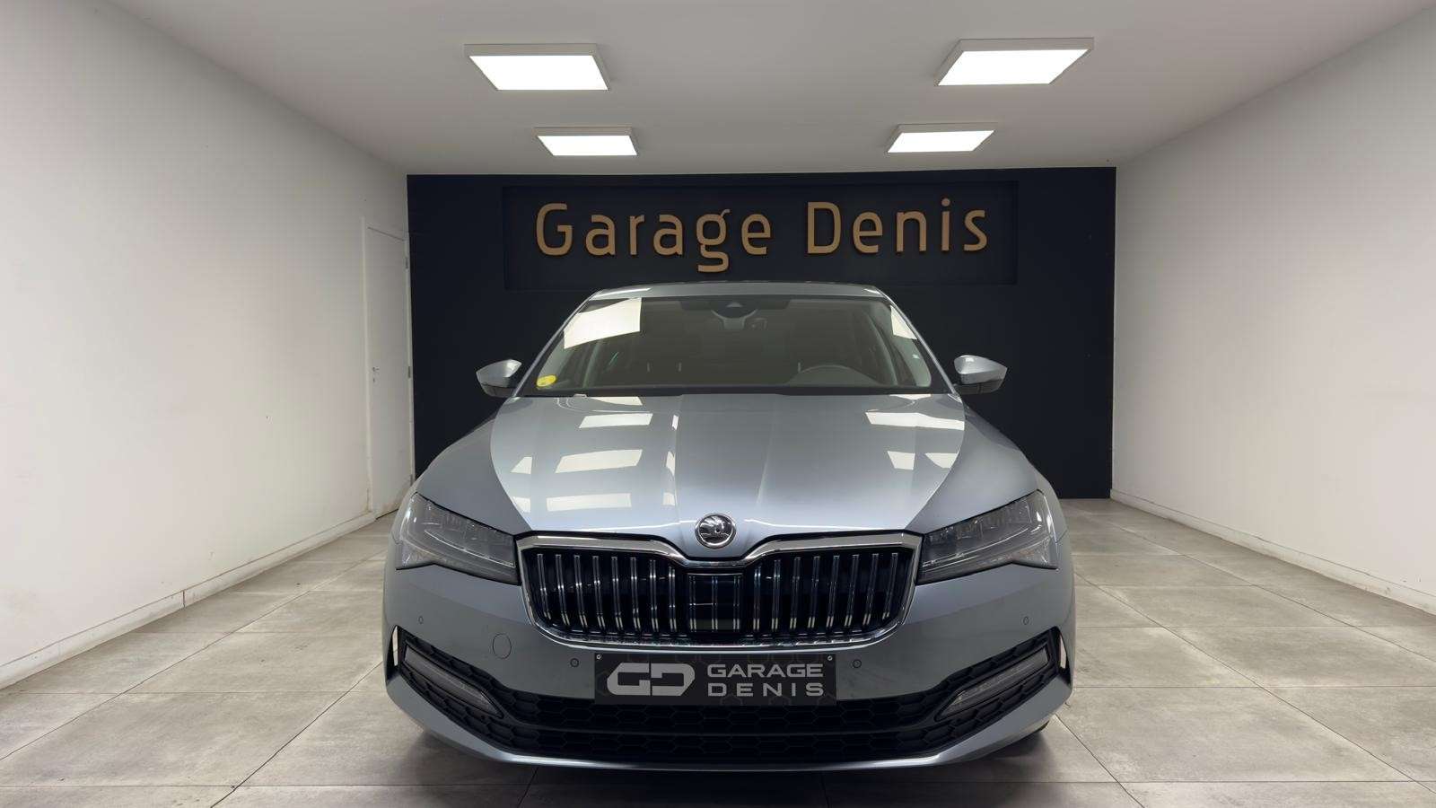 Skoda Superb 1.6 CR TDi DSG BOITE-AUTO*GPS+CAMERA*LED*GARANTIE