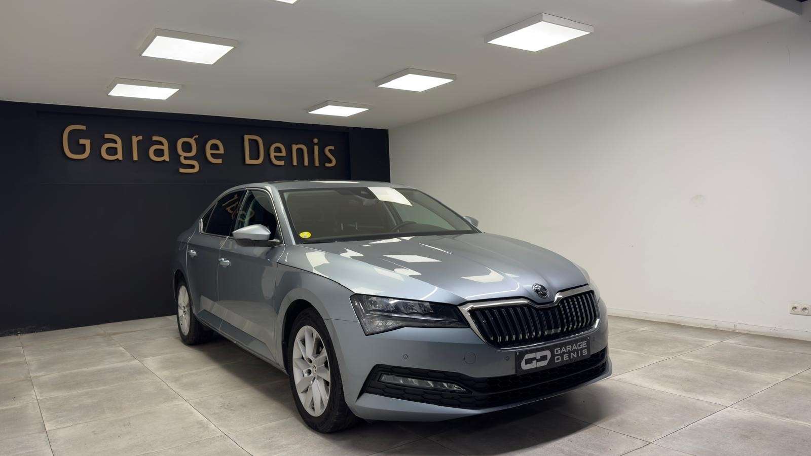 Skoda Superb 1.6 CR TDi DSG BOITE-AUTO*GPS+CAMERA*LED*GARANTIE