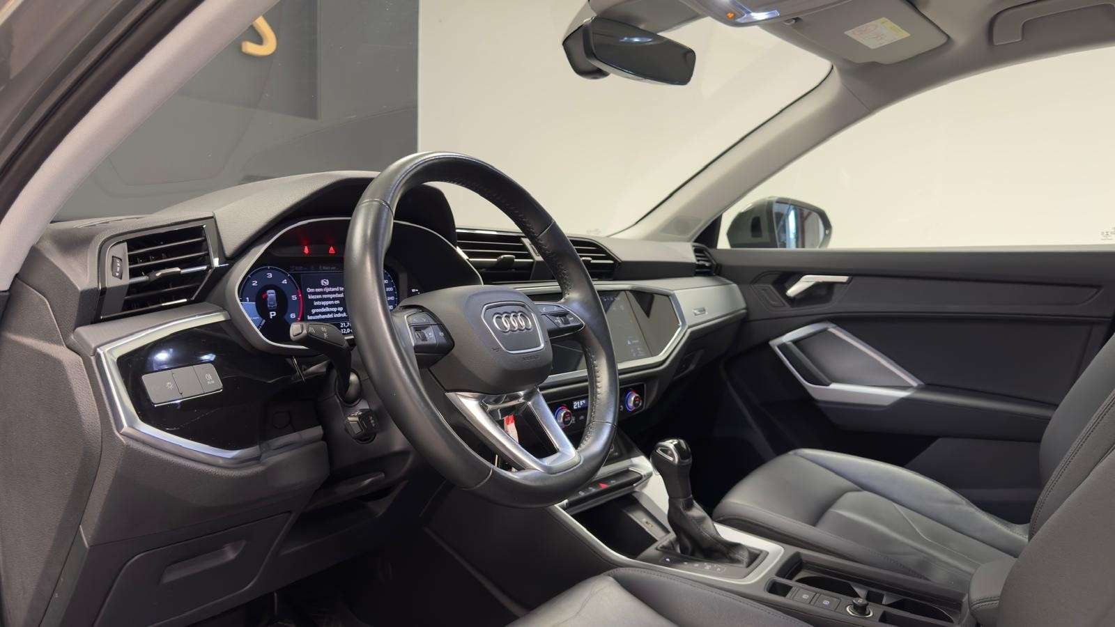 Audi Q3 TDi  S tronic**GPS**CUIR**LED**GARANTIE 12MOIS**