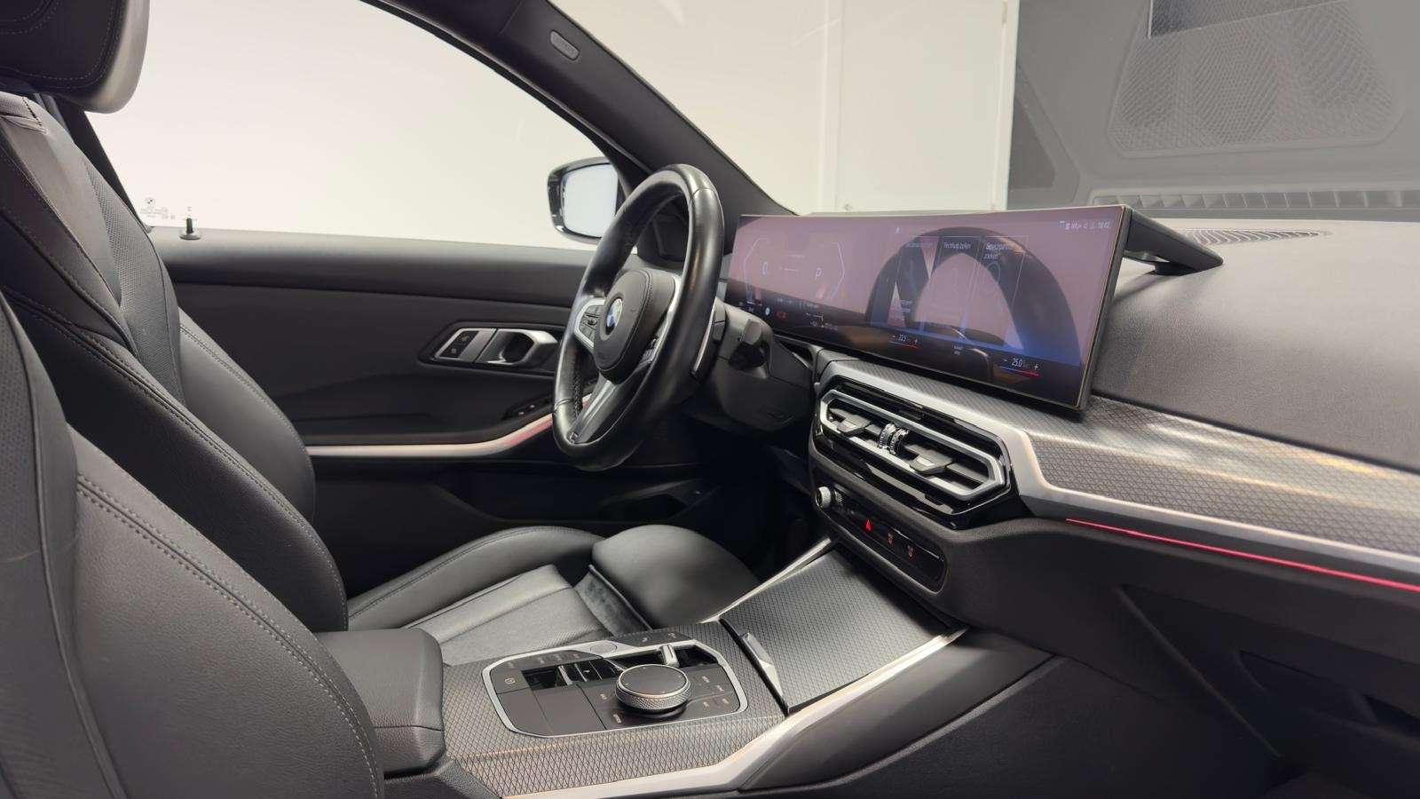 BMW 318 NEW MOD PACK M*GPS+CAMERA*LED*CUIR*GARANTIE 12MOIS