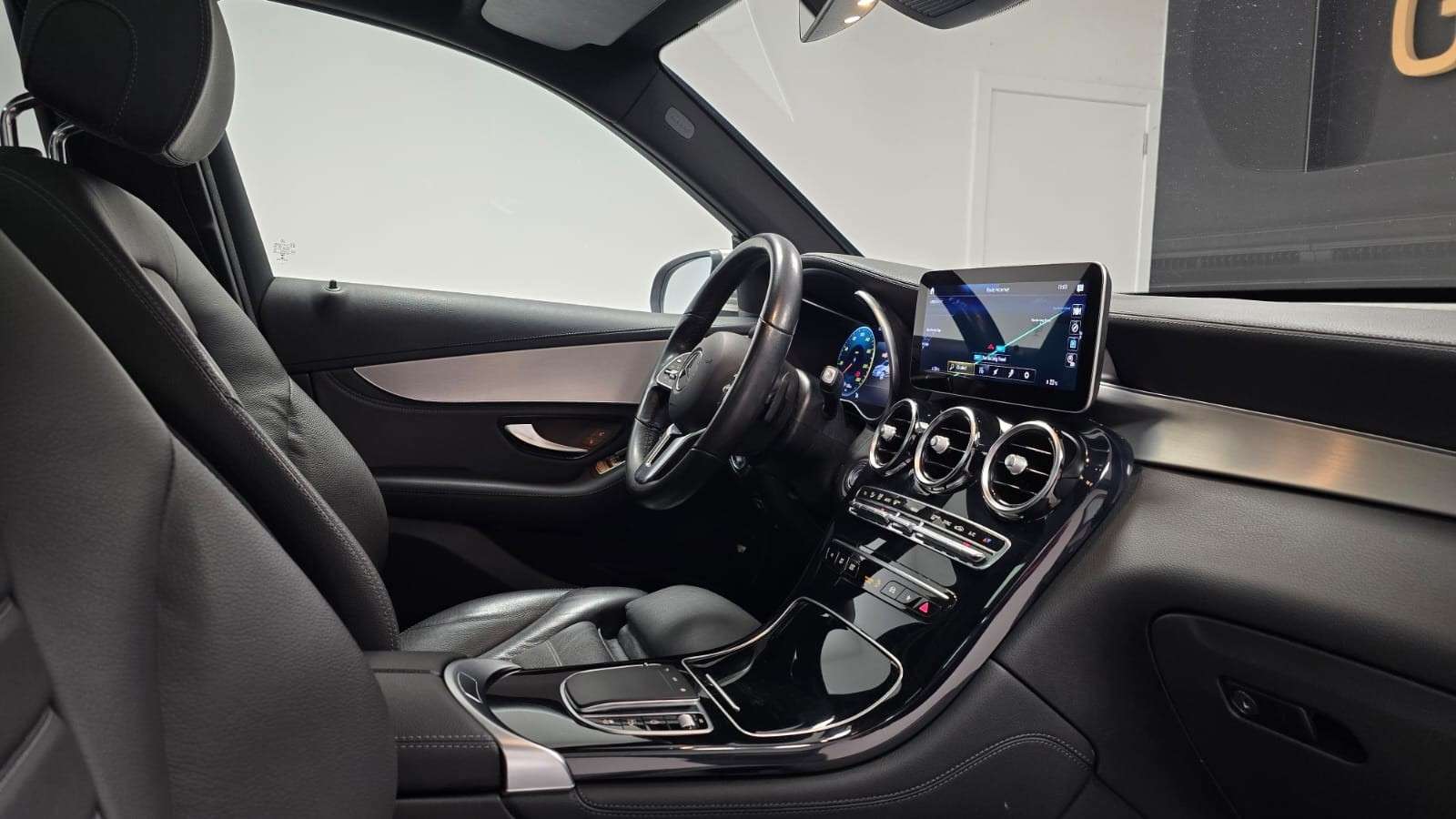 Mercedes-Benz GLC 200 GLC 200 d *PACK AMG*TOIT-PANO*GPS+CAMERA*LED*CUIR*