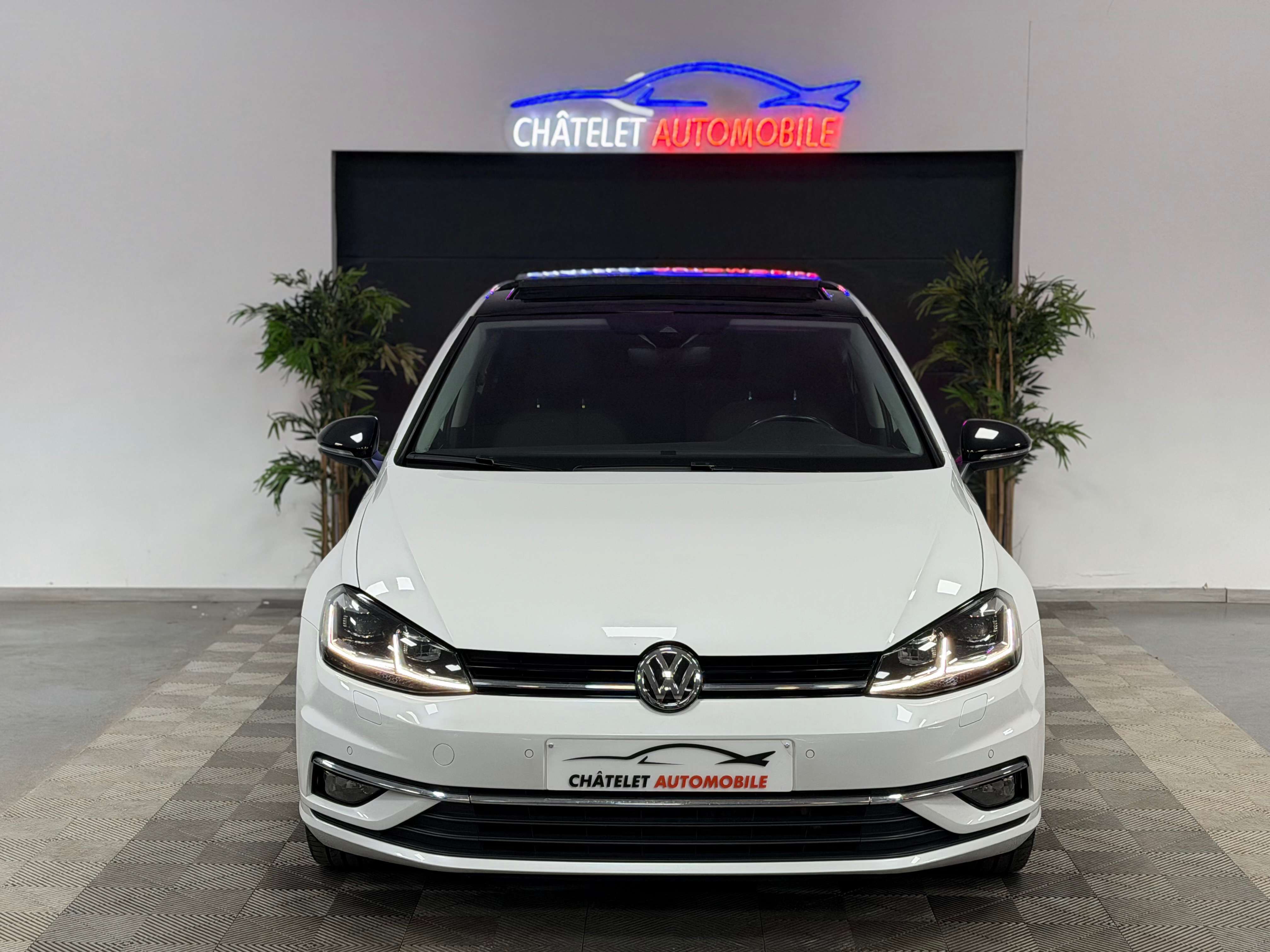 Volkswagen Golf 2.0 CR TDI Highline Caméra Led 12 mois garantie