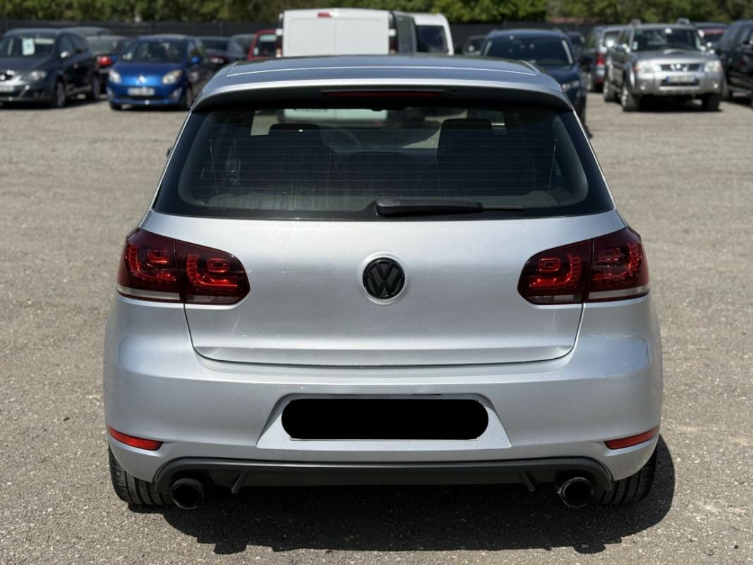 Volkswagen Golf GTI 2.0 TSI 210 DSG6 *I