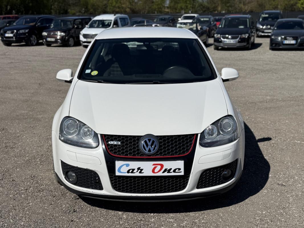 Volkswagen Golf GTI 2.0 T 16S FSI 200cv /I