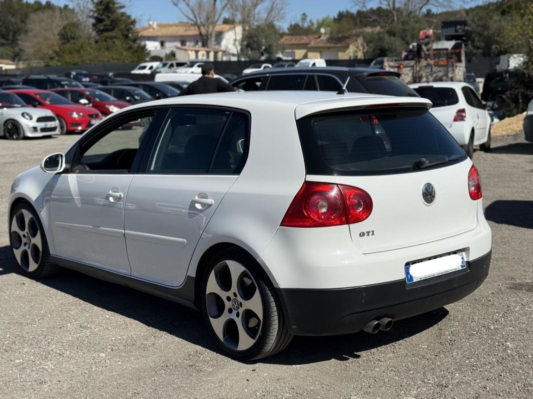 Volkswagen Golf GTI 2.0 T 16S FSI 200cv /I