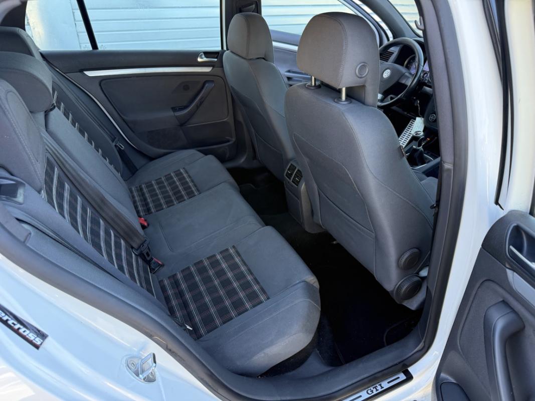 Volkswagen Golf GTI 2.0 T 16S FSI 200cv /I
