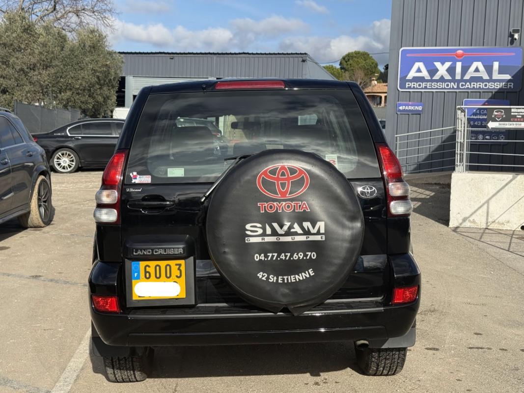 Toyota Land Cruiser 165 3.0 D-4D GX 1ere Main - 39.700 Kms *I