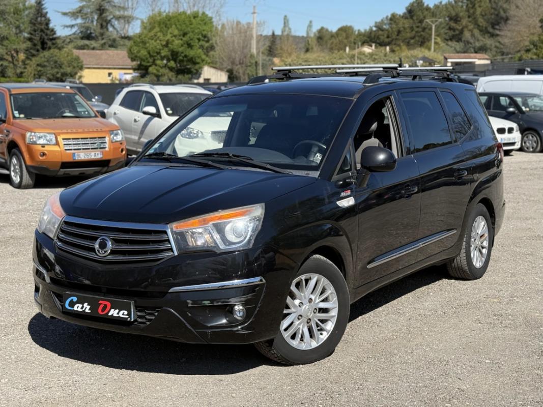 Ssangyong Rodius 200 e-XDi 155cv 4WD BVA 7 Places /I