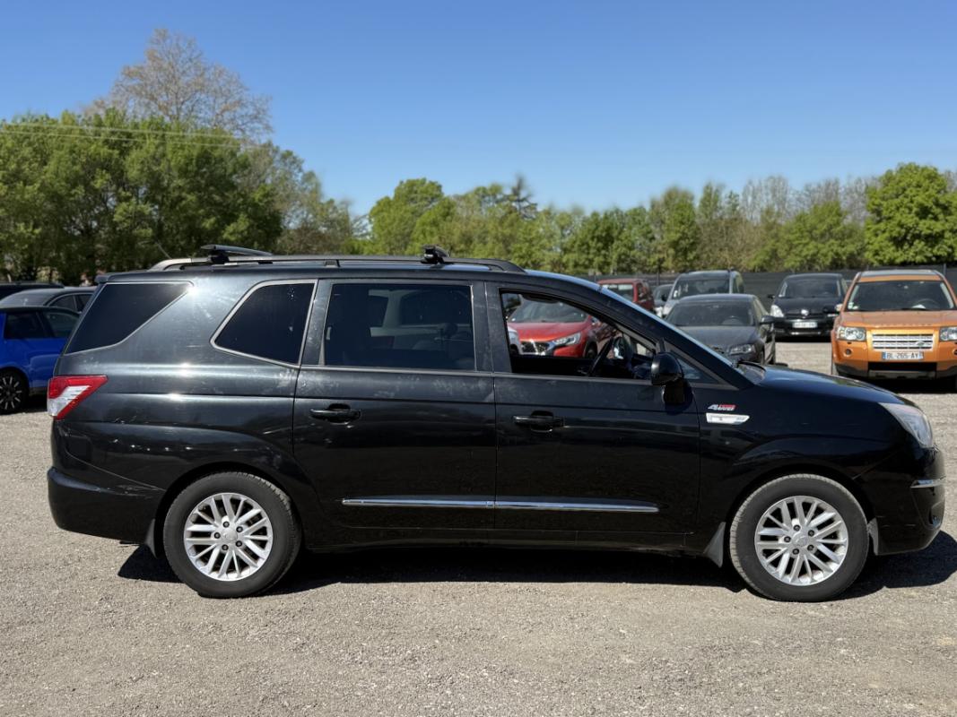 Ssangyong Rodius 200 e-XDi 155cv 4WD BVA 7 Places /I