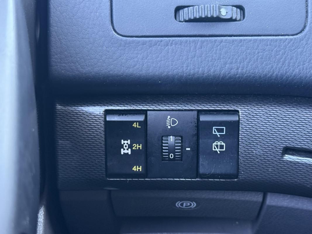 Ssangyong Rodius 200 e-XDi 155cv 4WD BVA 7 Places /I