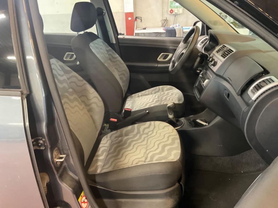 Skoda Fabia 1.4 TDI 70cv Ambiente Clim *I