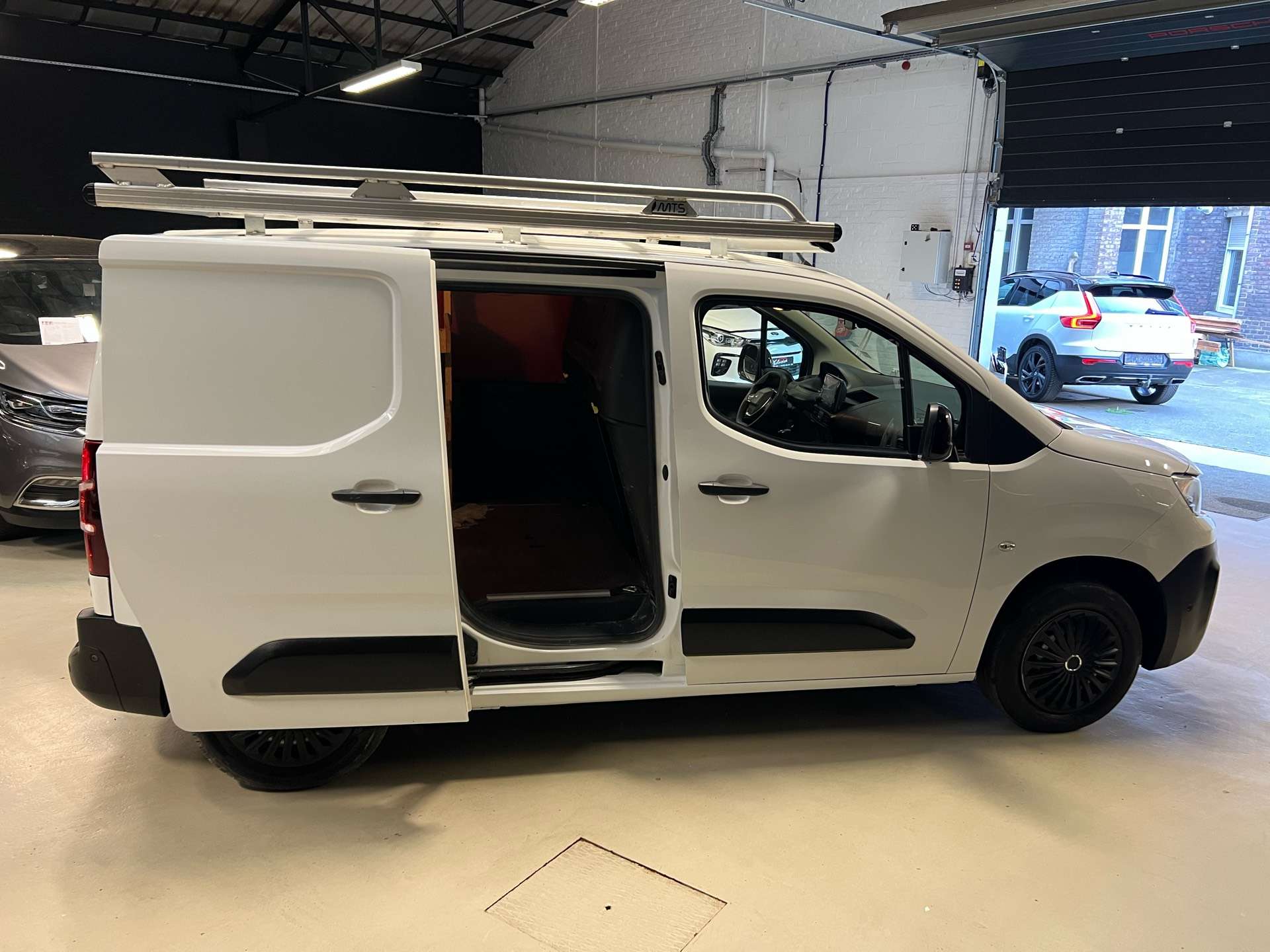 Peugeot Partner 1.5 BlueHDi*CLIM*GPS*3PL*TVA*CLOISON*CARPLAY*