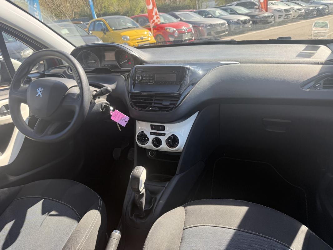 Peugeot 208 1.2 e-THP 68ch BVM5 Like Clim *I