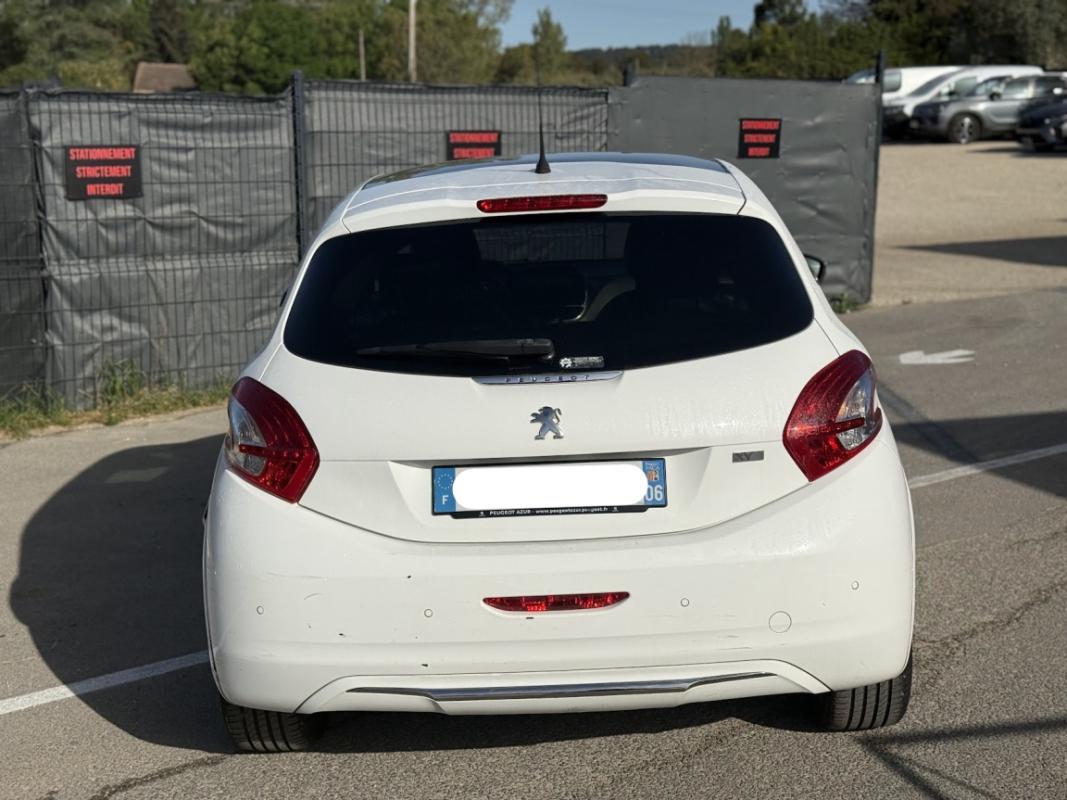 Peugeot 208 1.6 e-HDi 92cv XY Toit Pano * I