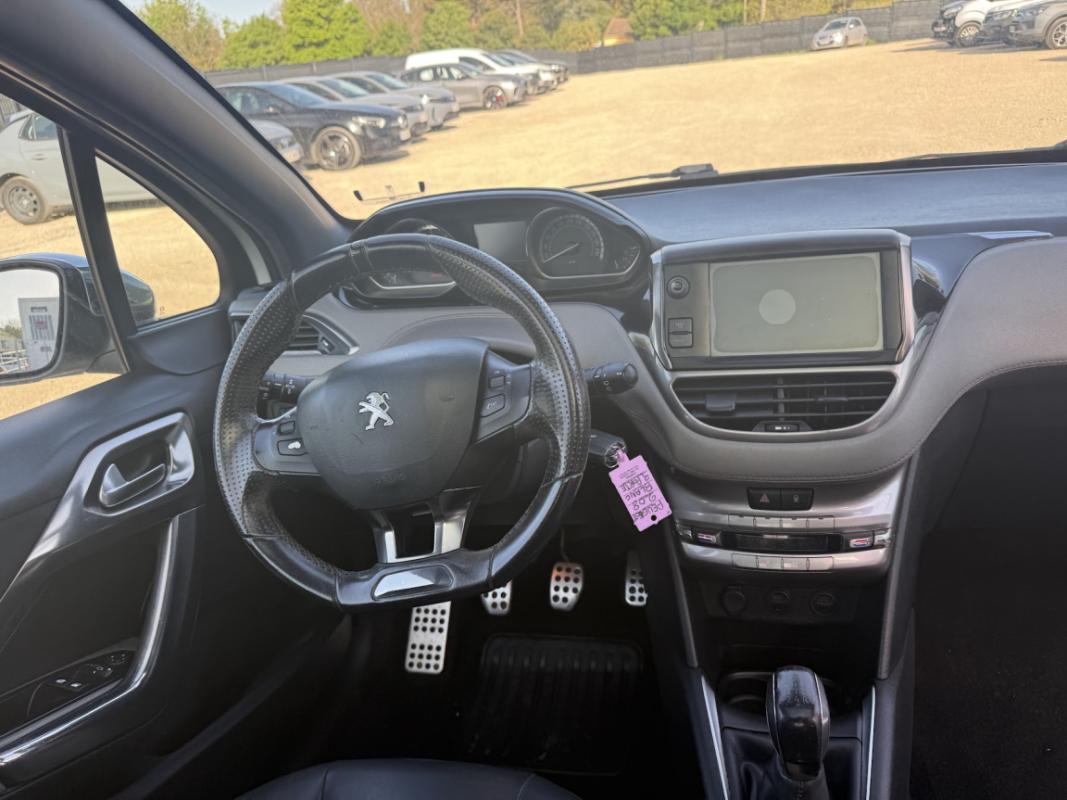 Peugeot 208 1.6 e-HDi 92cv XY Toit Pano * I