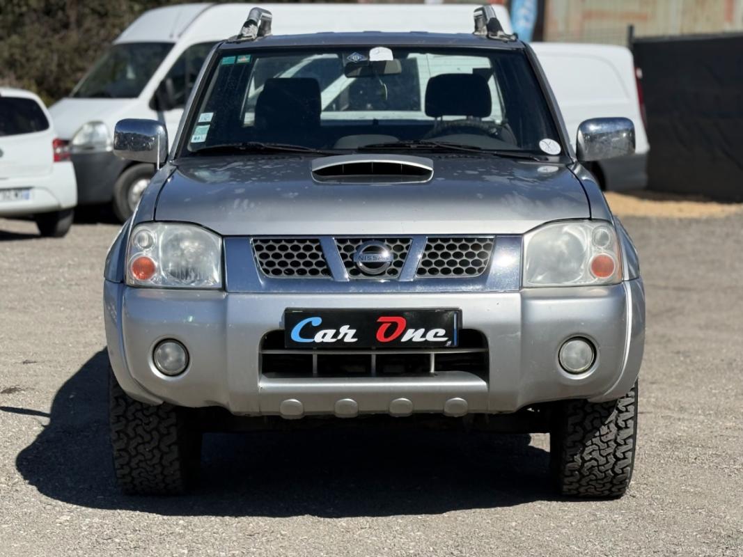 Nissan Navara 2.5 DI 133cv DOUBLE CAB 4x4 RALLYE RAID *I