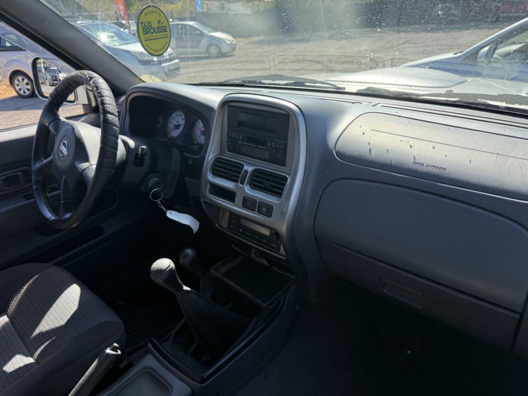 Nissan Navara 2.5 DI 133cv DOUBLE CAB 4x4 RALLYE RAID *I