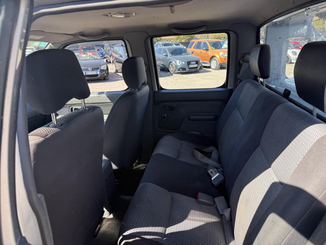 Nissan Navara 2.5 DI 133cv DOUBLE CAB 4x4 RALLYE RAID *I