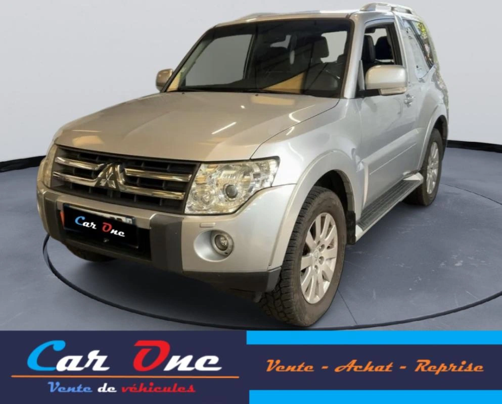 Mitsubishi Pajero COURT 3.2 DI-D 170cv 4X4 Instyle BVA *I