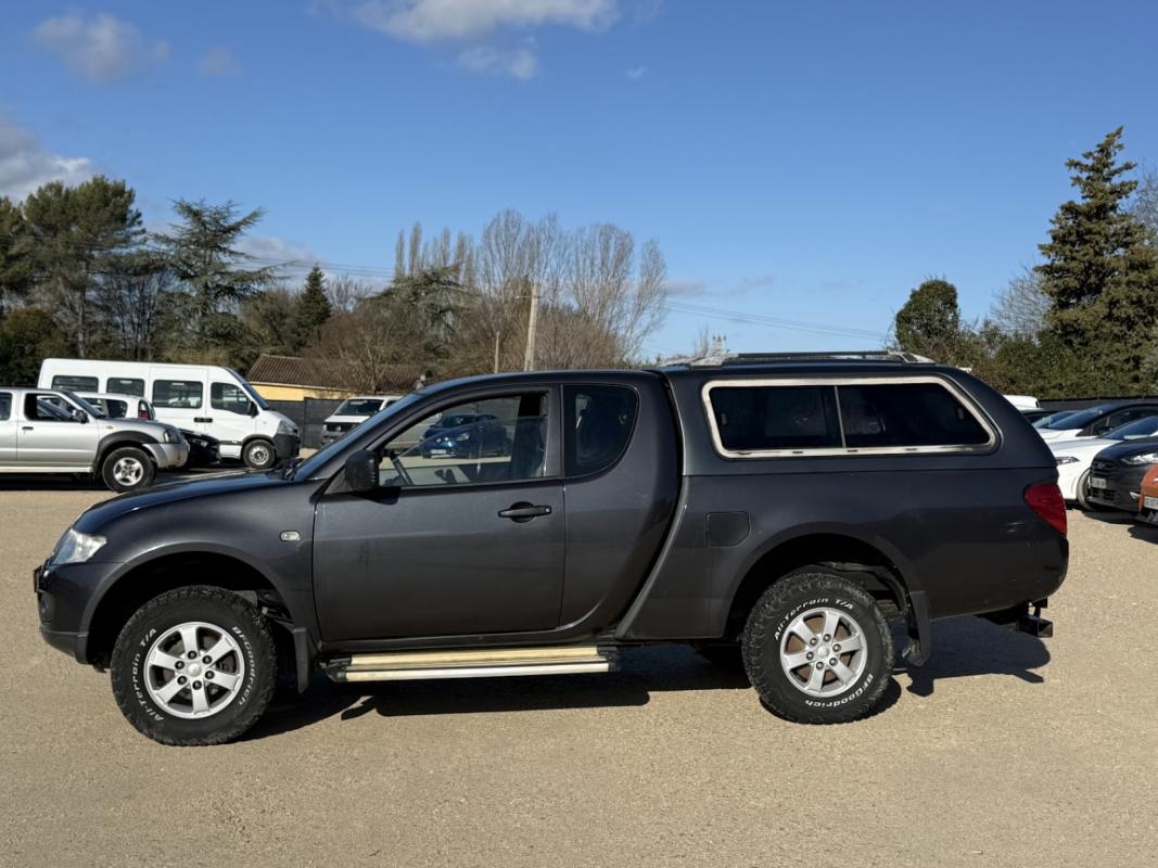 Mitsubishi L200 2.5 DI-D 136 4X4 CLUB CAB TVA RECUPERABLE * I