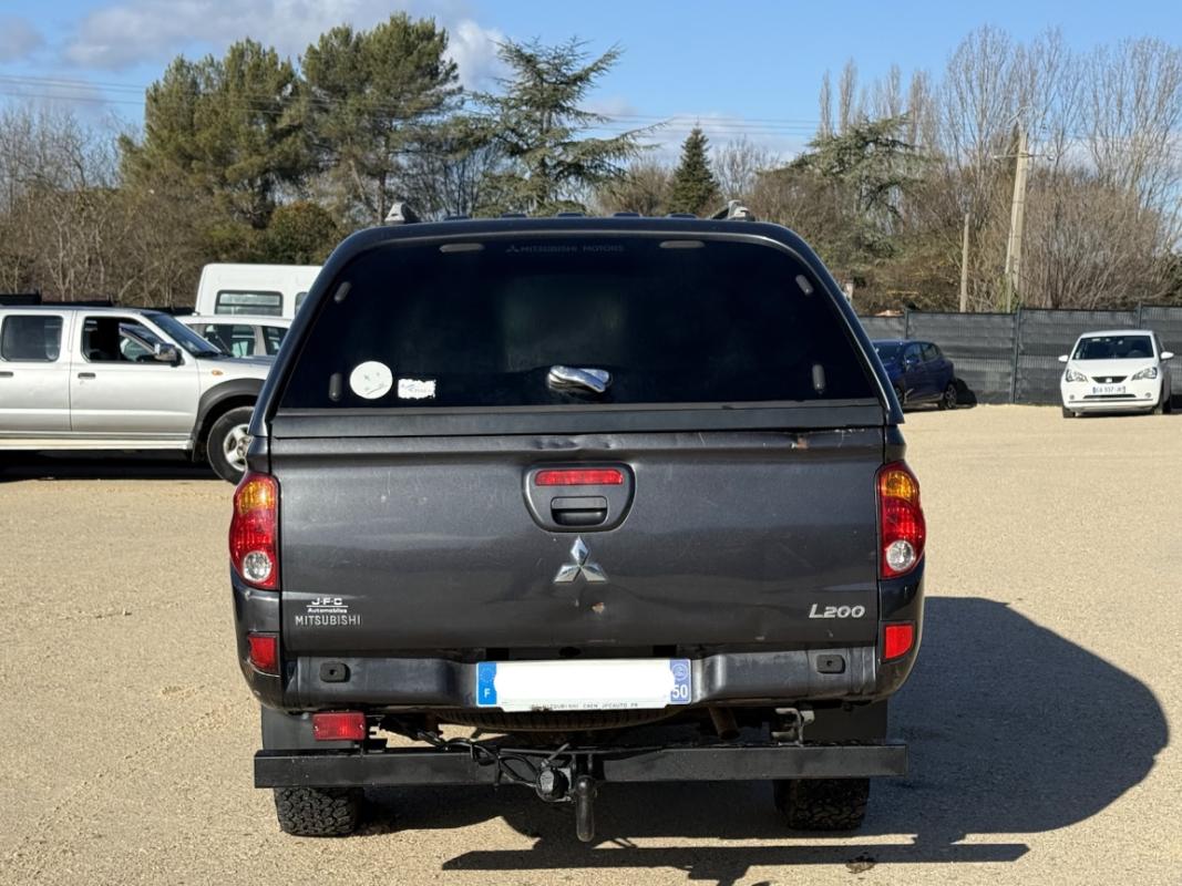 Mitsubishi L200 2.5 DI-D 136 4X4 CLUB CAB TVA RECUPERABLE * I