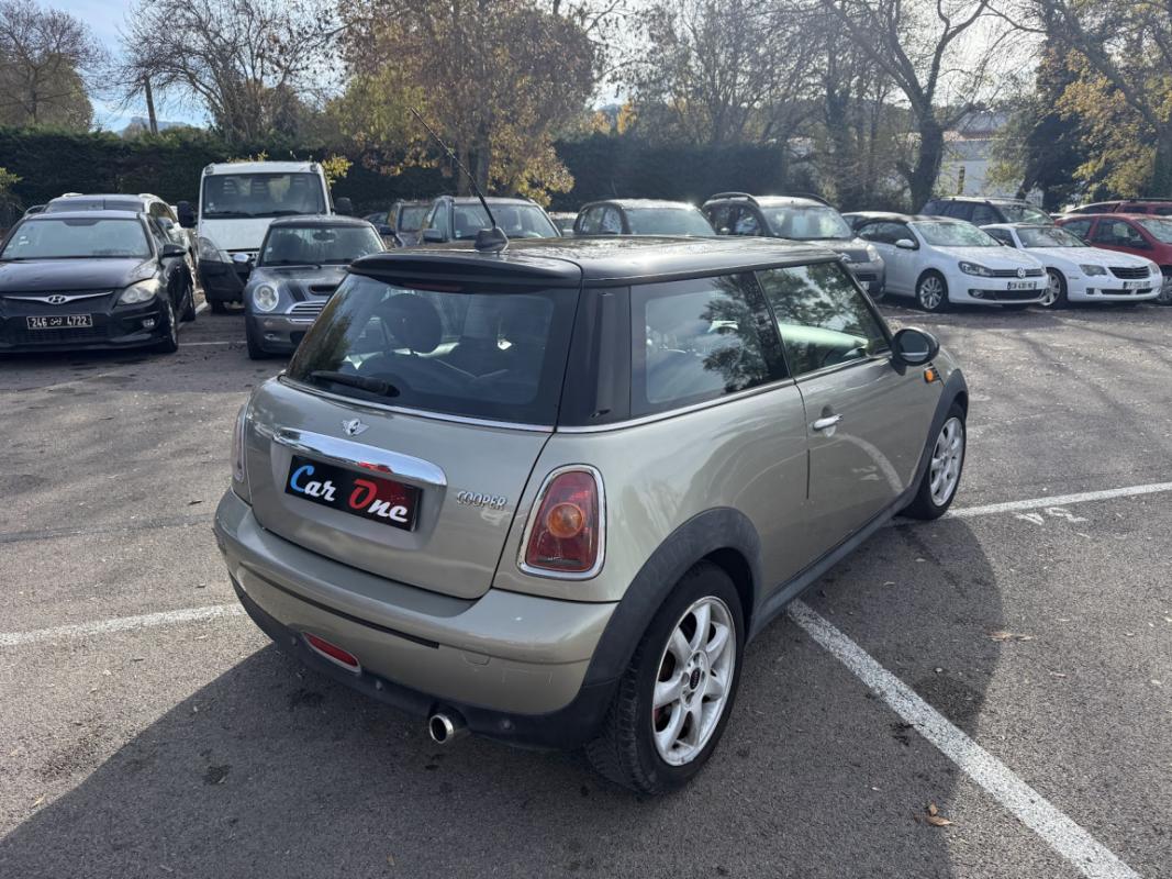 Mini Mini 1.6i 120 Cooper Boite Auto Full Options * I