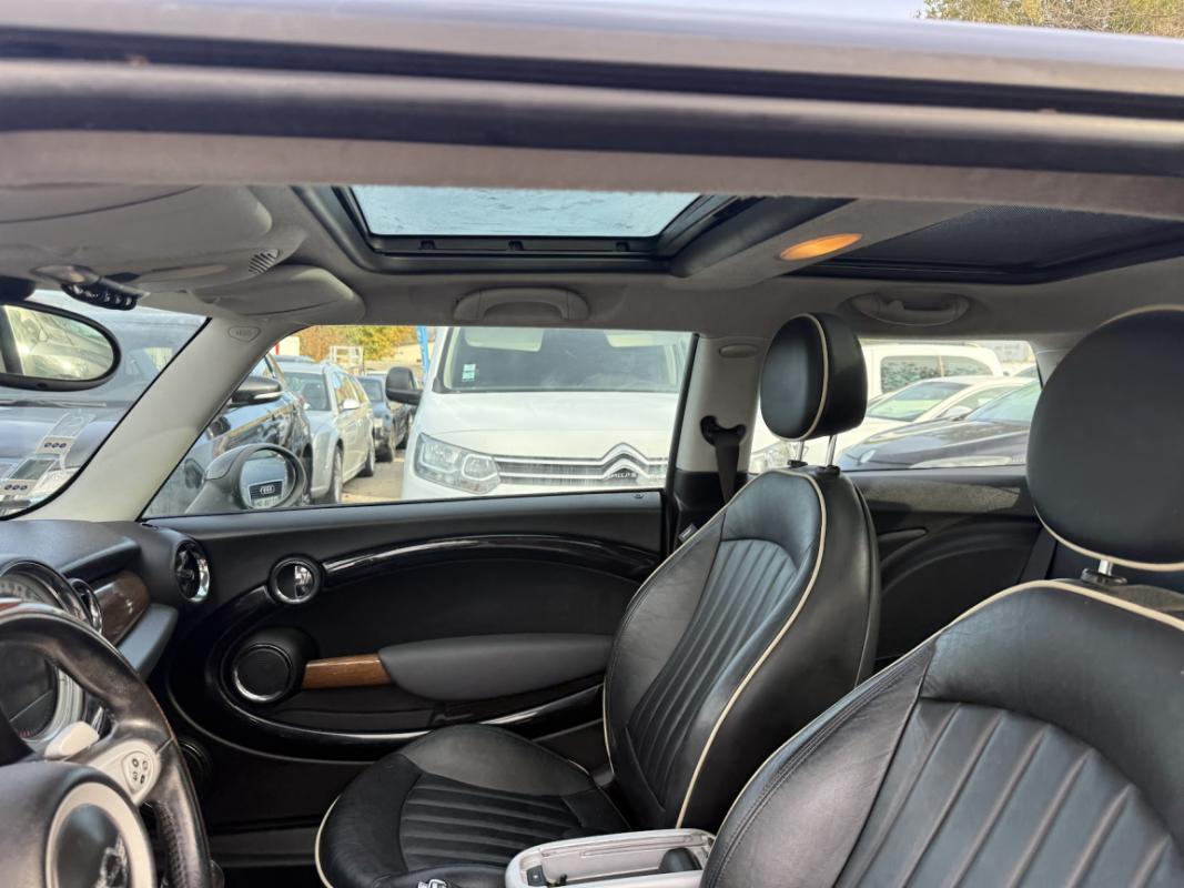 Mini Mini 1.6i 120 Cooper Boite Auto Full Options * I