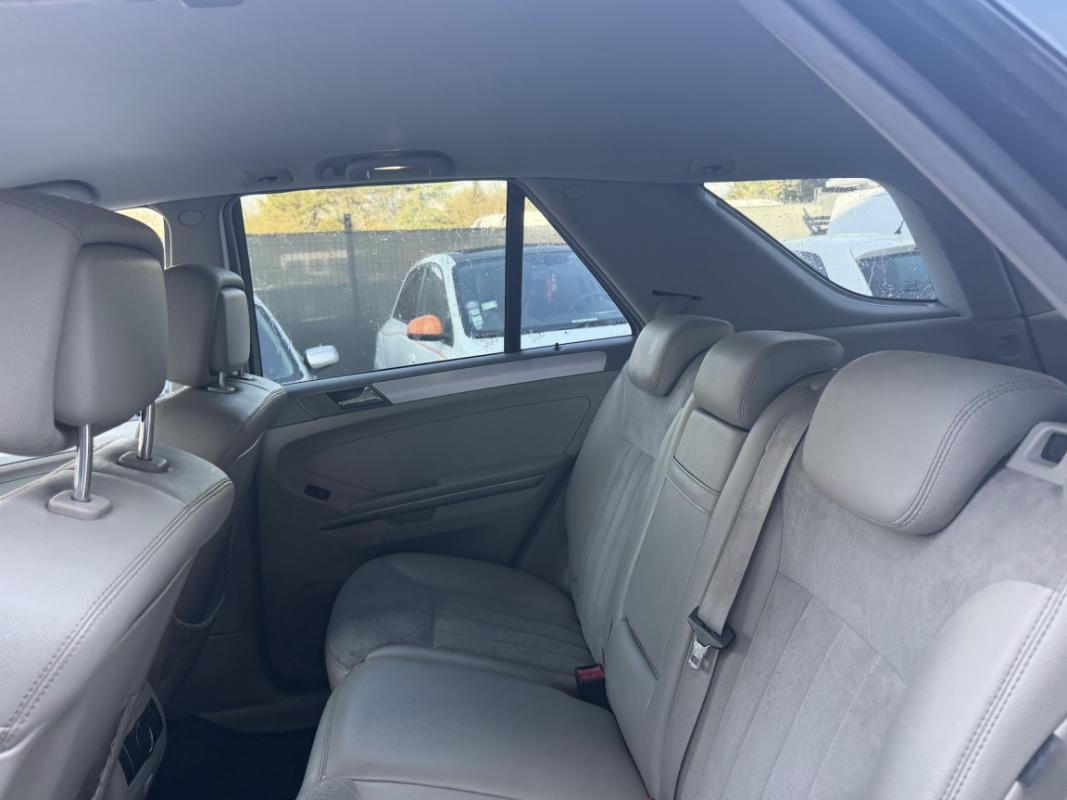 Mercedes-Benz Classe M ML 320 CDI V6 225cv BVA *I