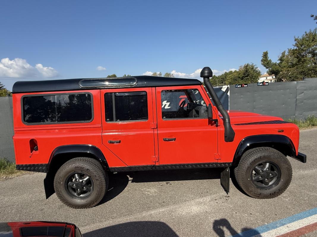 Land Rover Defender 110 2.5 Td4 122cv Station Wagon *I