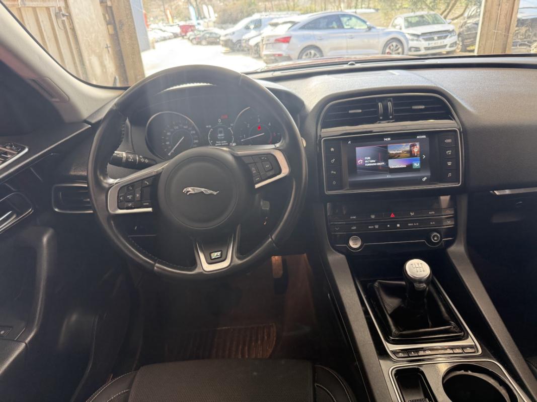 Jaguar F-pace 2.0 D 180 AWD R-Sport * I