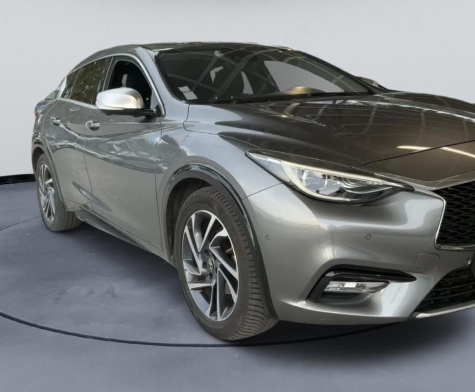 Infiniti Q30 1.5d 109cv City Black Edition * I