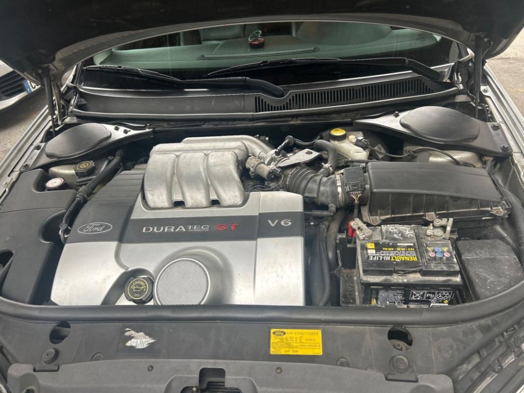 Ford Mondeo SW 3.0 V6 ST 225 * I