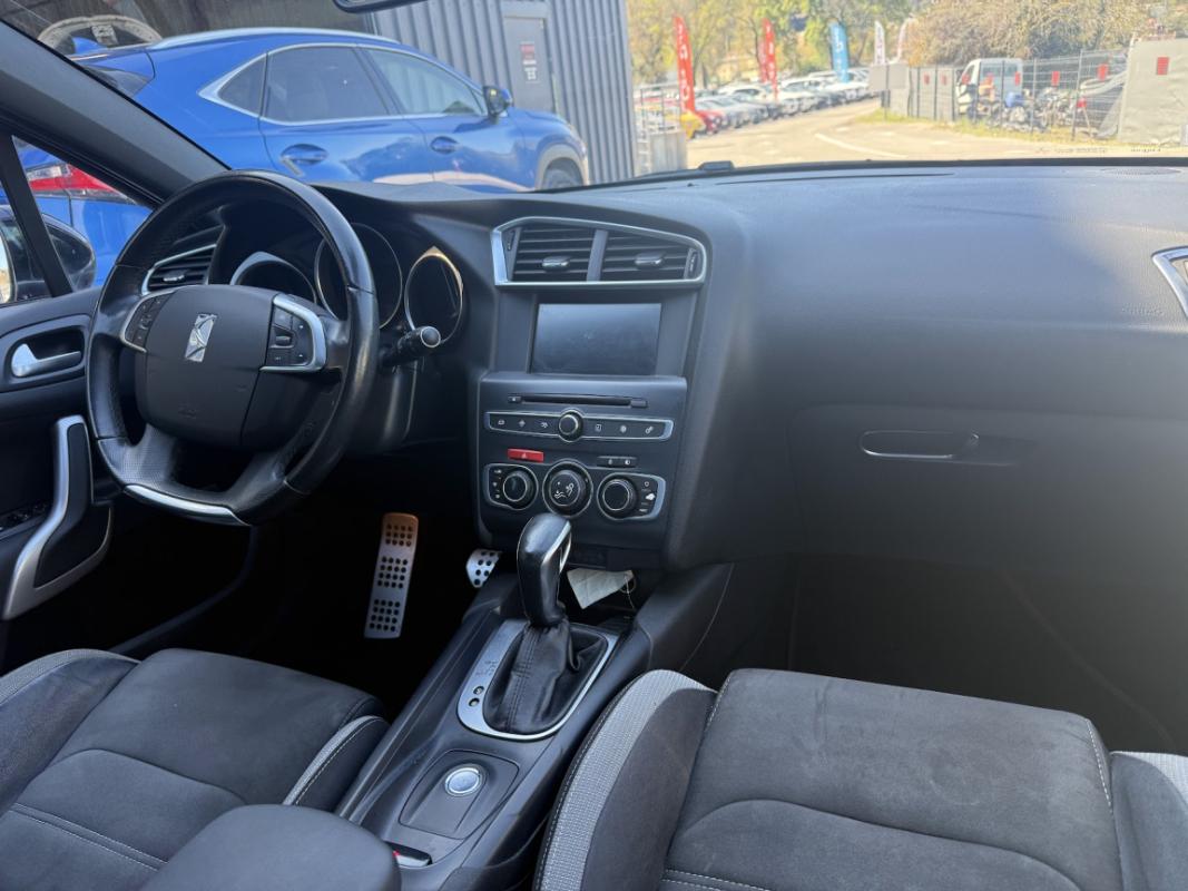 Ds 4 Crossback 2.0 BlueHDi 180 SetS EAT6 Sport Chic *I