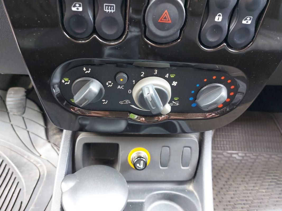 Dacia Duster 1.5 dCi 110c Lauréate Clim Attelage * I