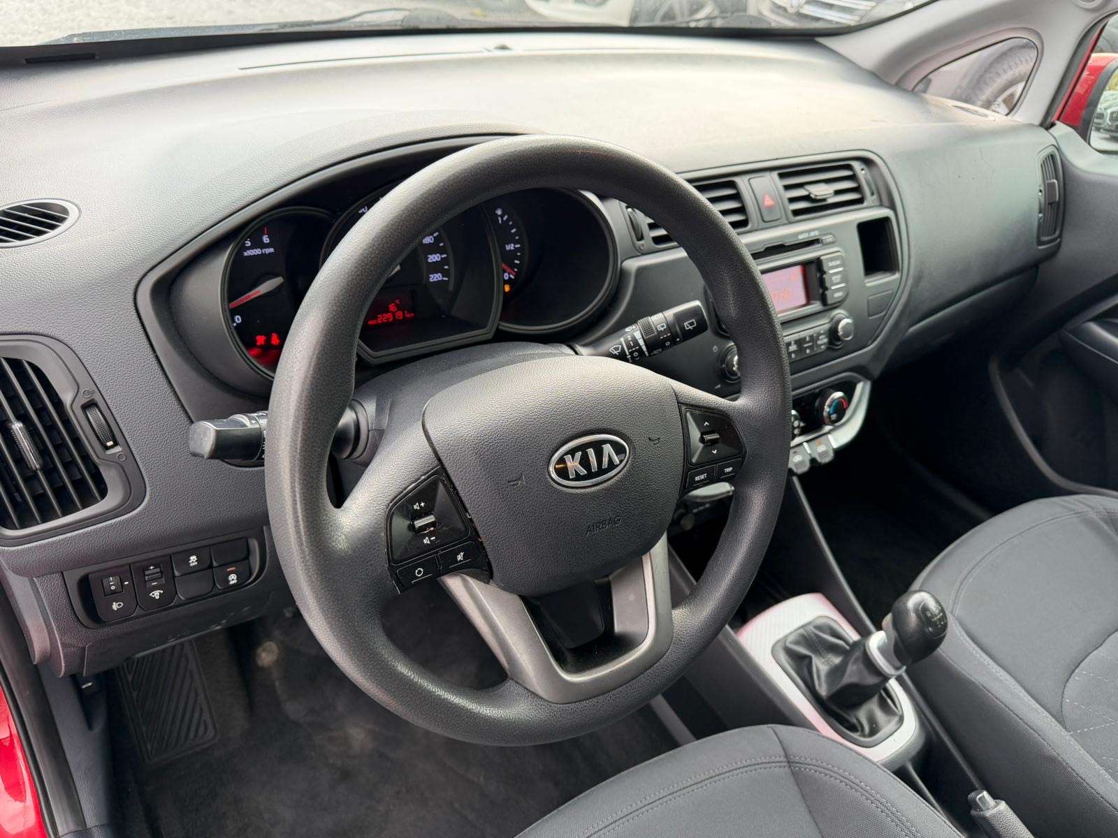 Kia Rio 1.1 CRDi - 5 Portes - Euro 5 - Airco
