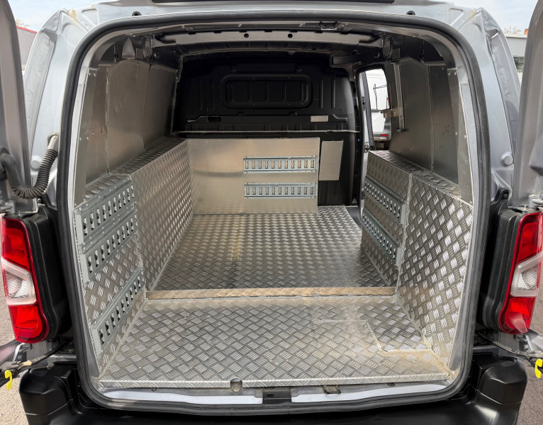 Peugeot PARTNER / PRIX HT 10 816,66 / LONG 950KG BLUEHDI 100CH S&S BVM5 PREMIUM