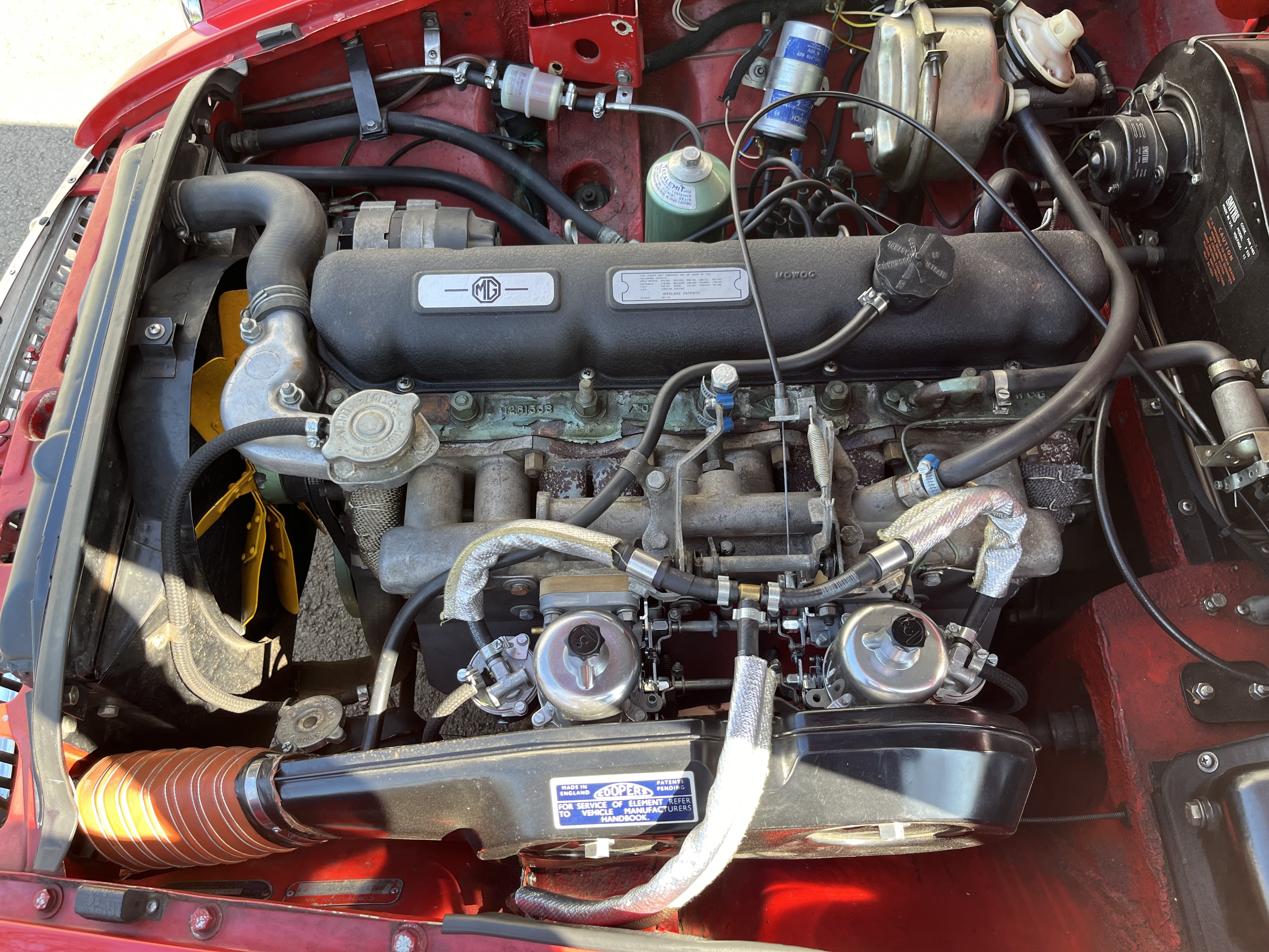 Mg mgb MGC GT 6 cyl. 3.000cc