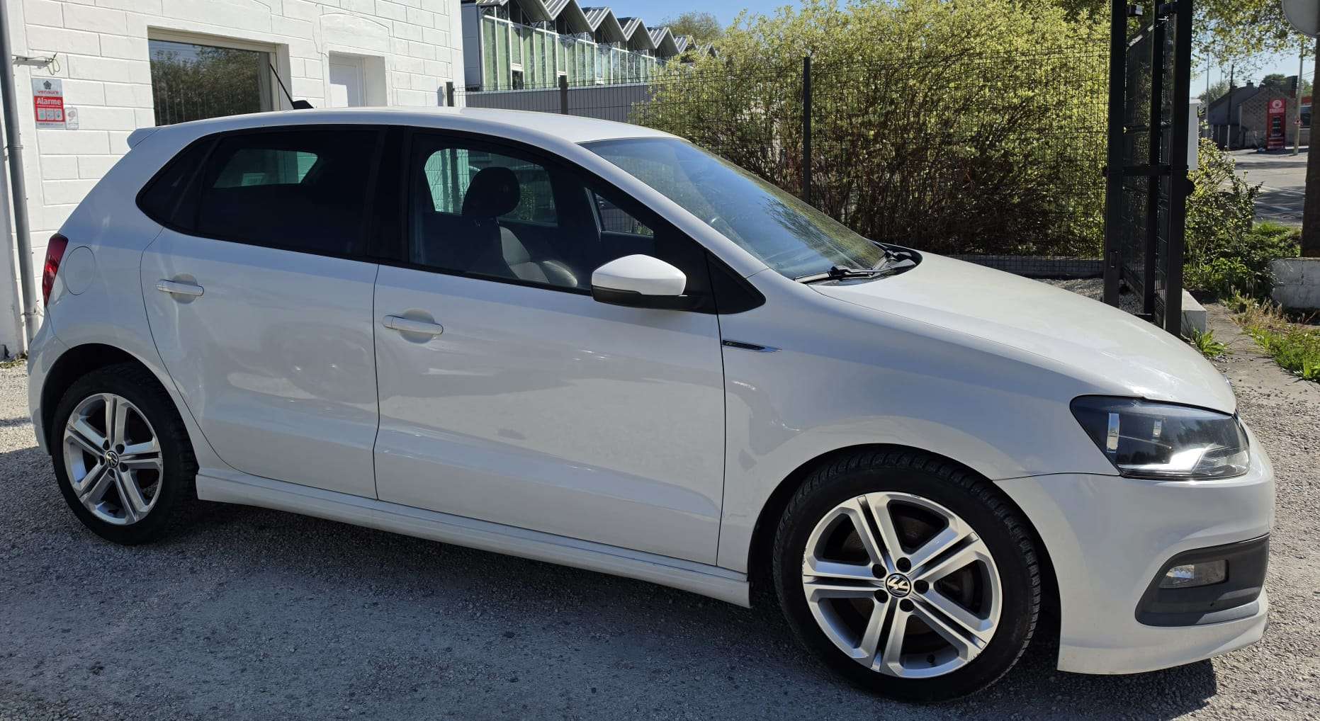 Volkswagen Polo Polo 1.6TDI R-Line 5 portes GPS airco marchand ou export