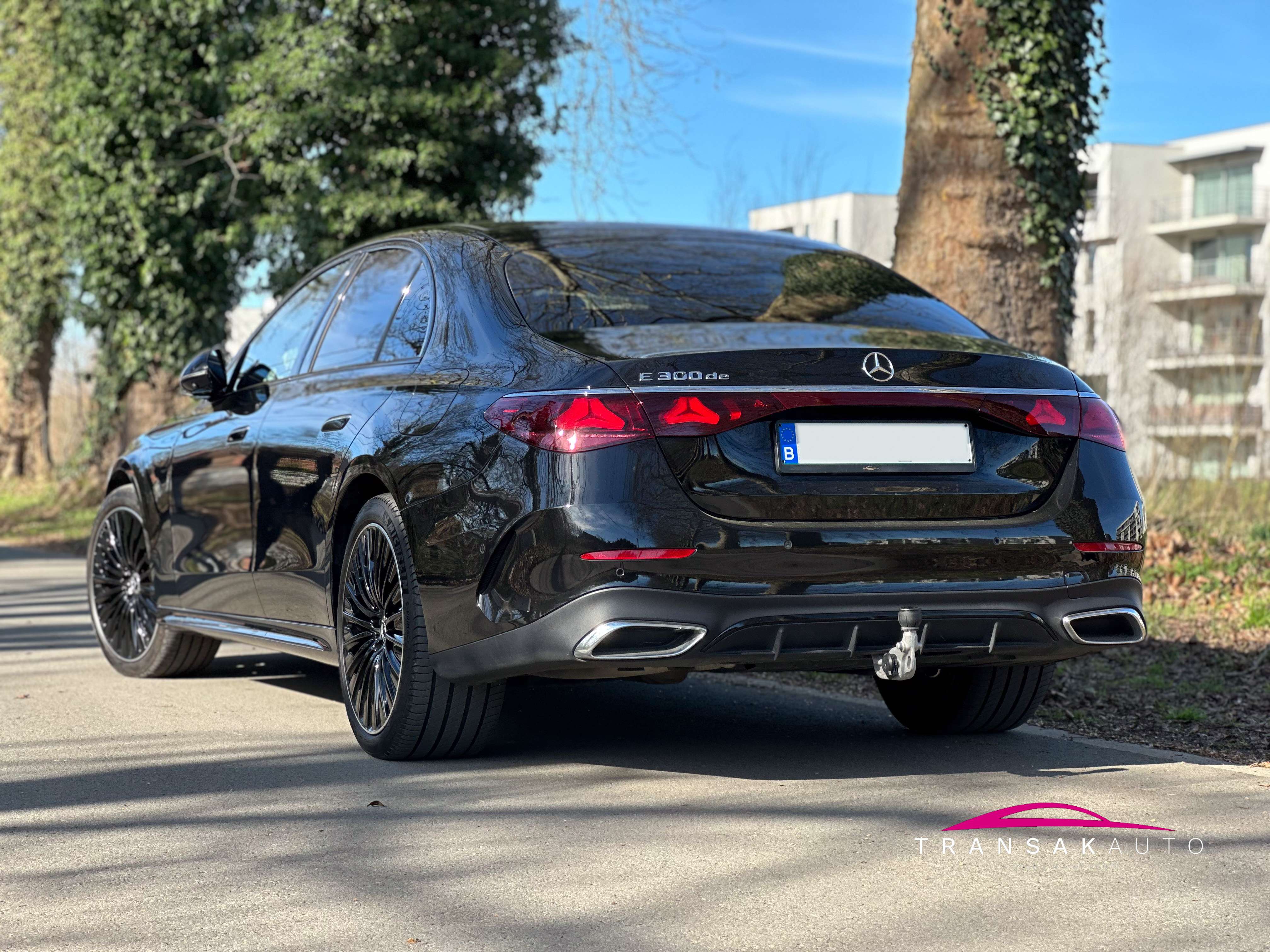 Mercedes-Benz E 300 PHEV AMG Line Premium Plus Hybrid - SUPERSCREEN + FULL OPTION + GARANTIE