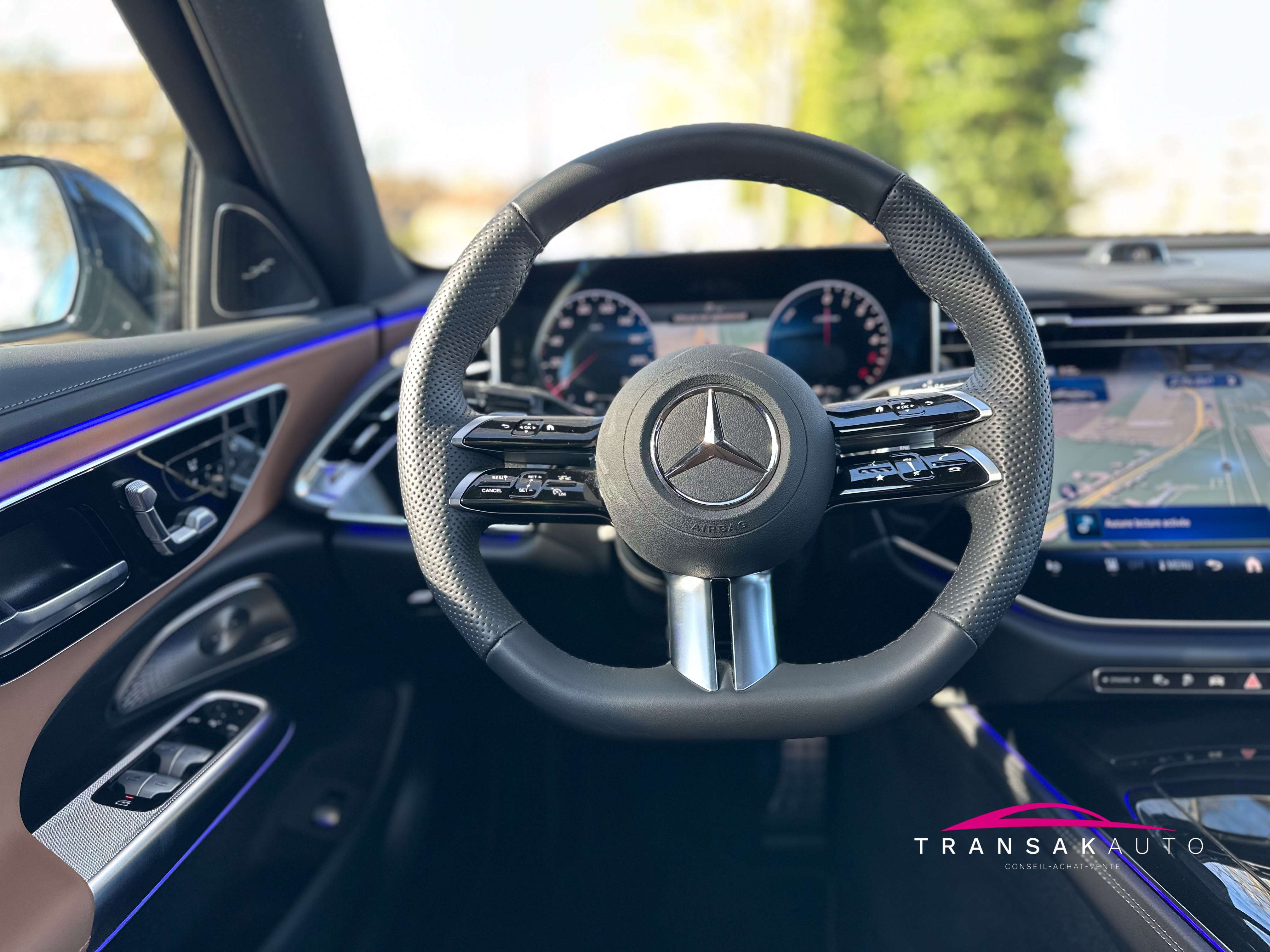 Mercedes-Benz E 300 PHEV AMG Line Premium Plus Hybrid - SUPERSCREEN + FULL OPTION + GARANTIE