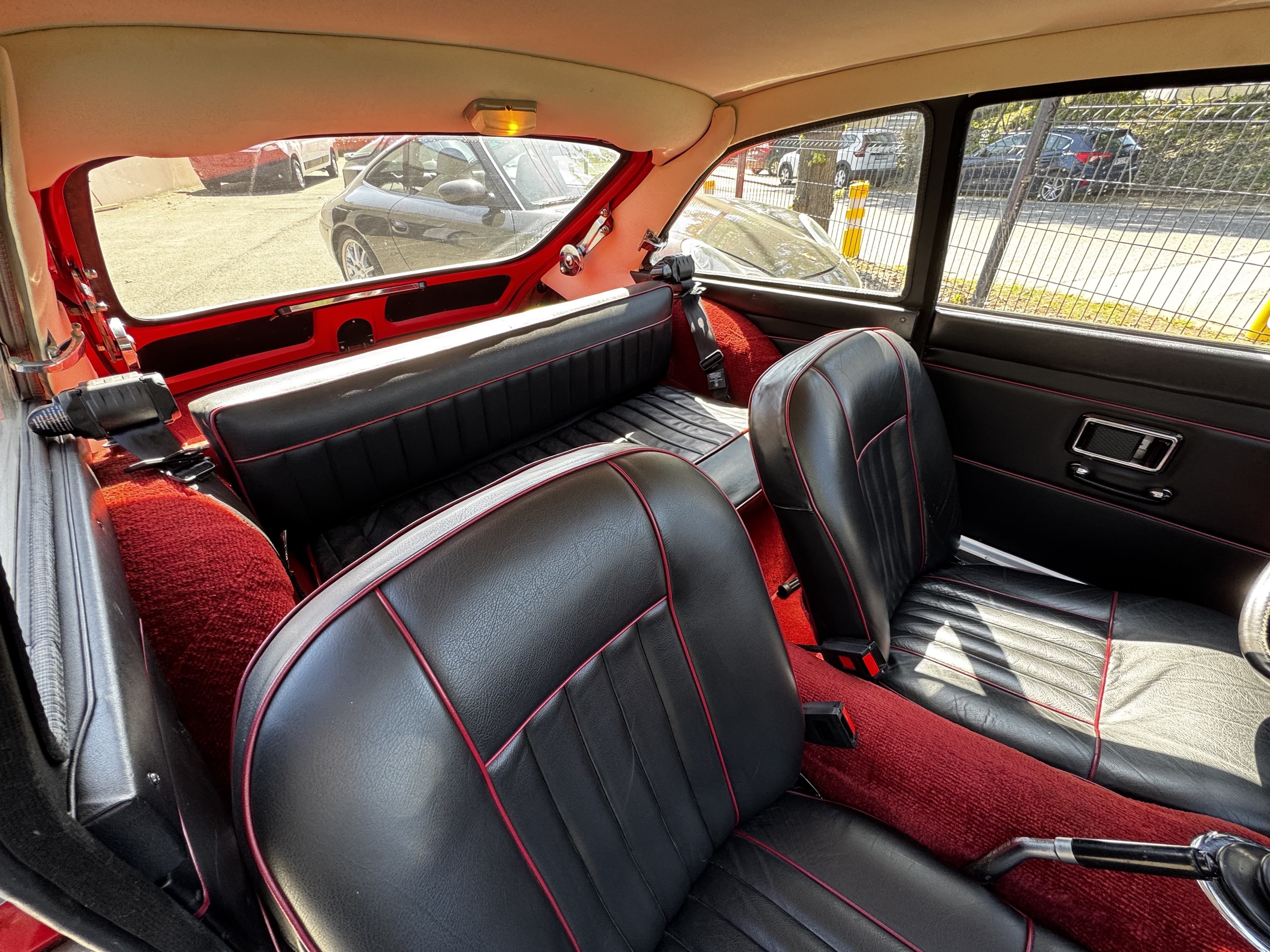 Mg mgb MGC GT 6 cyl. 3.000cc