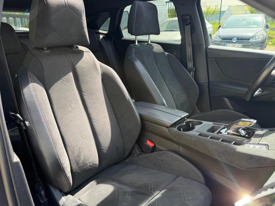 Ds 7 Crossback 2.0 BLUEHDI 180 PERFORMANCE LINE PLUS EAT BVA-ENTRETIEN -1ERE MAIN