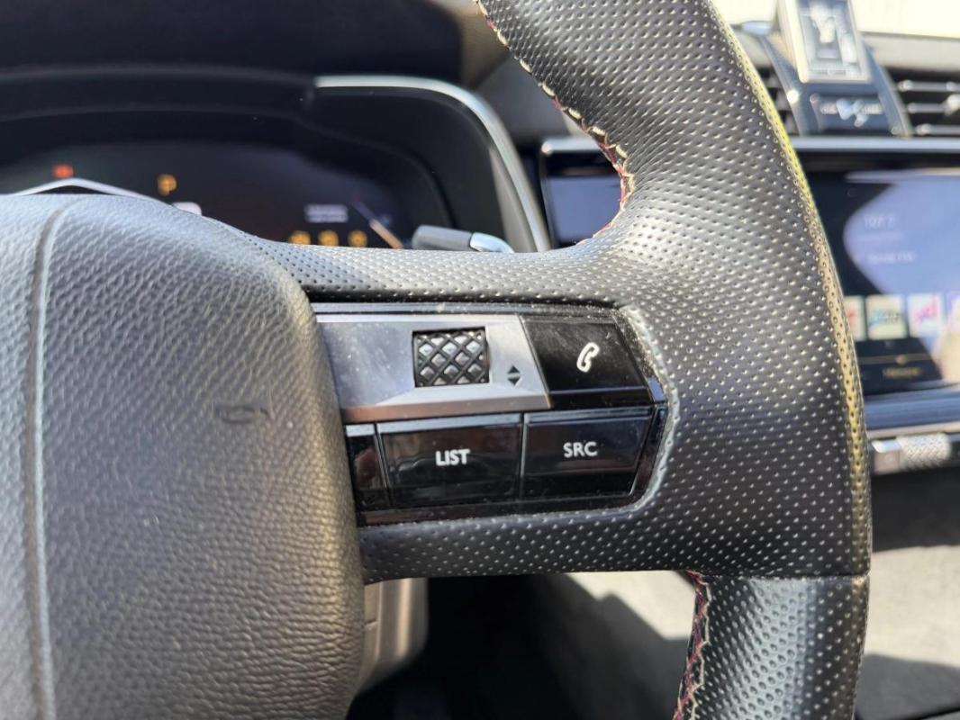 Ds 7 Crossback 2.0 BLUEHDI 180 PERFORMANCE LINE PLUS EAT BVA-ENTRETIEN -1ERE MAIN